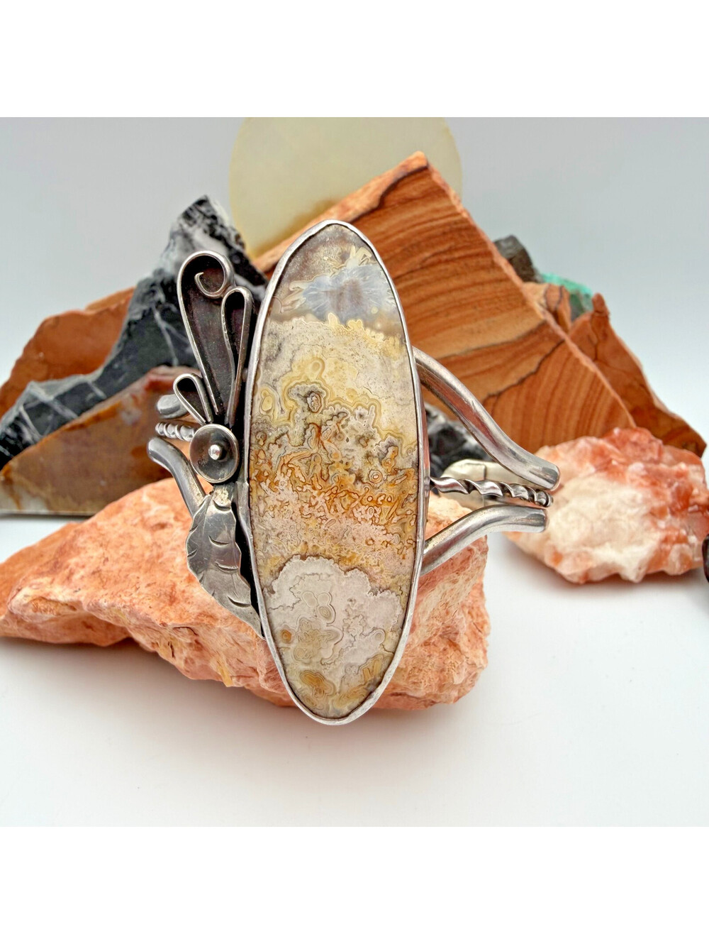 Vintage Navajo Crazy Lace Agate Sterling Silver Cuff Bracelet